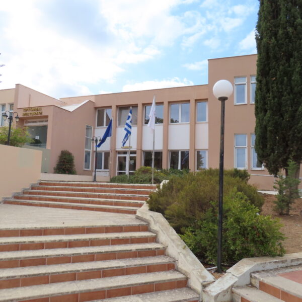 Green paths in the Administration building (5)