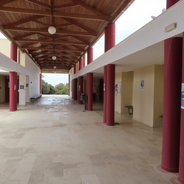 main corridor meeting point
