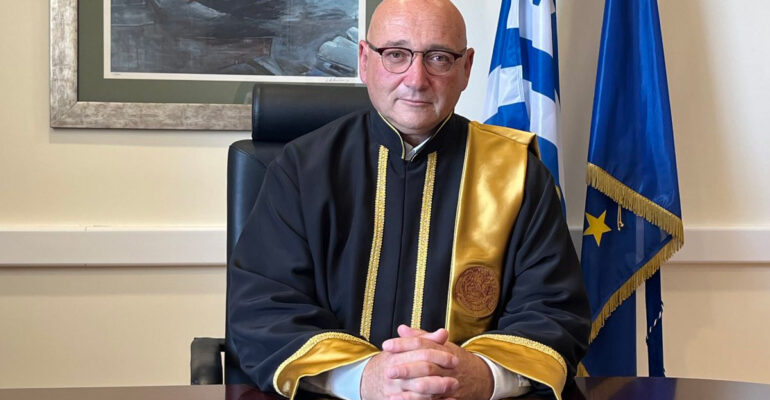Ο Πρύτανης του Πανεπιστημίου Κρήτης Καθηγητής Γεώργιος Μ. Κοντάκης